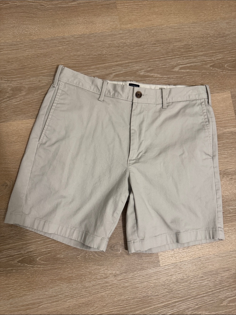 J. Crew Men’s Chino Shorts (33)